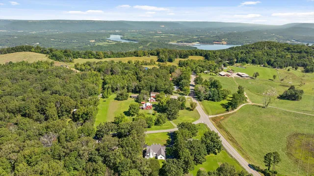 $520,500 | 2526 County Road 194, Bryant, AL 35958