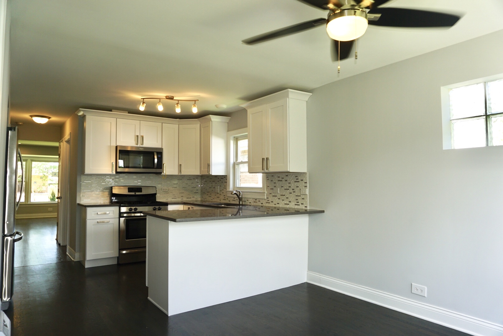 3539 West 85th Street Chicago, IL 60652 - Photo 3 of 11