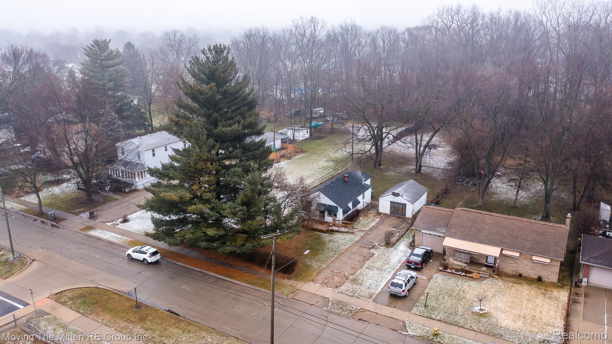 221 Helen Street Inkster, MI 48141 - Photo 14 of 14 13.jpg