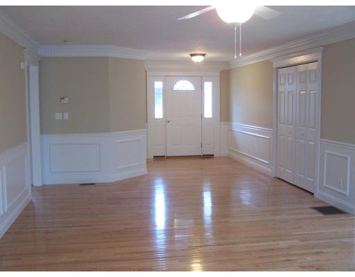 82 Quarry Road, Unit B17 Northbridge, MA 01588 - Photo 2 of 9 Gallery Image 2