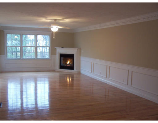 82 Quarry Road, Unit B17 Northbridge, MA 01588 - Photo 5 of 9 Gallery Image 5