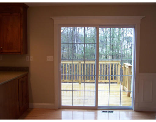 82 Quarry Road, Unit B17 Northbridge, MA 01588 - Photo 7 of 9 Gallery Image 7