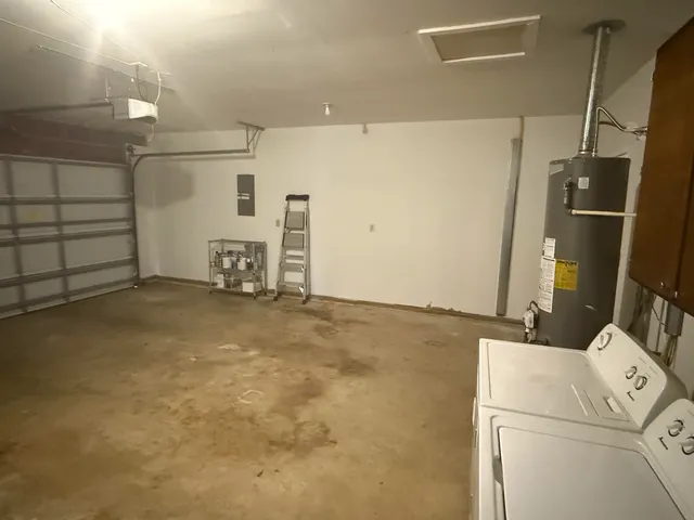 $2,350 | 2033 Doomar Drive, Tallahassee, FL 32308