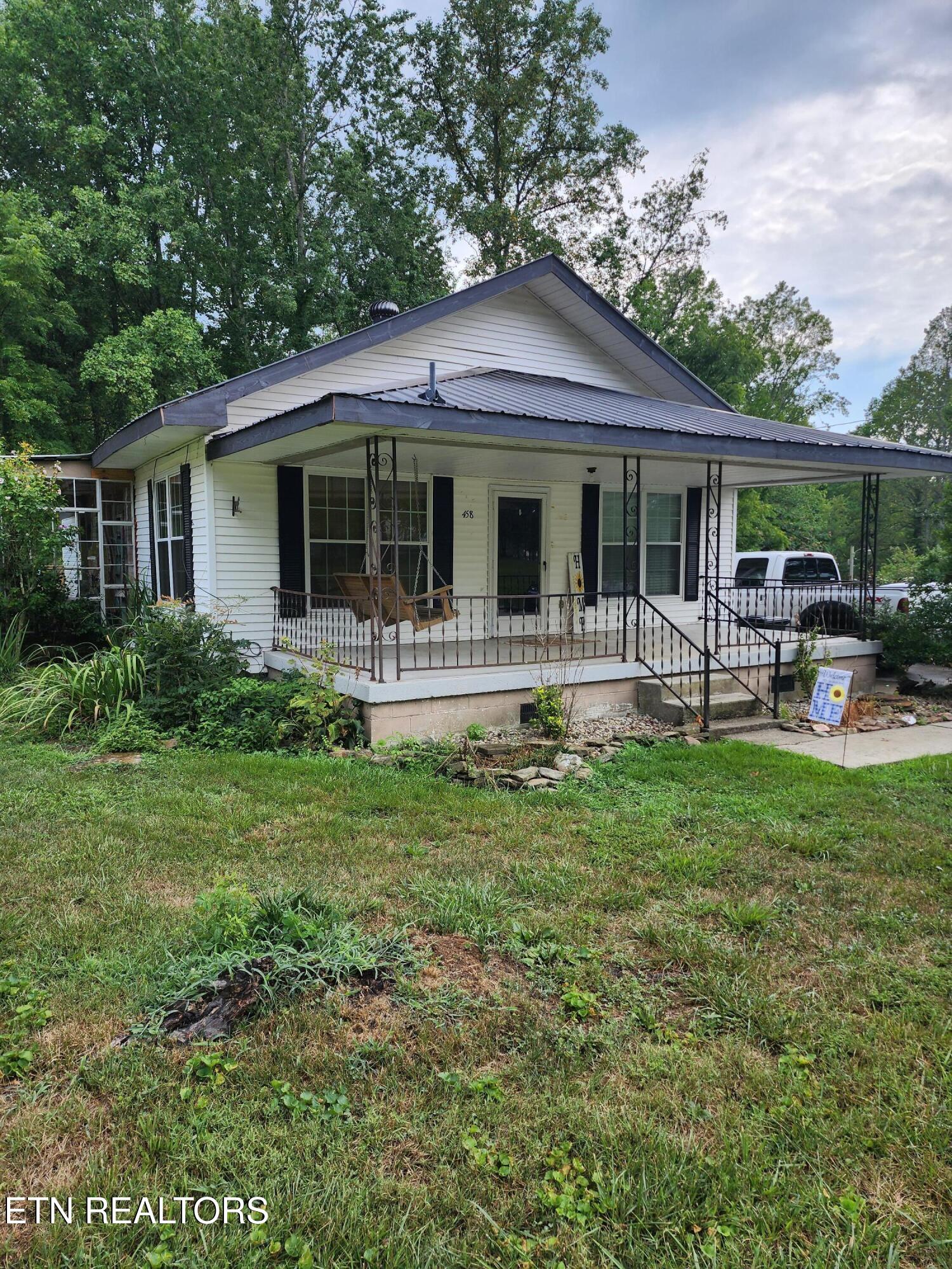 458 Slaven Lane Oneida, TN 37841 - Photo 3 of 51 Front View