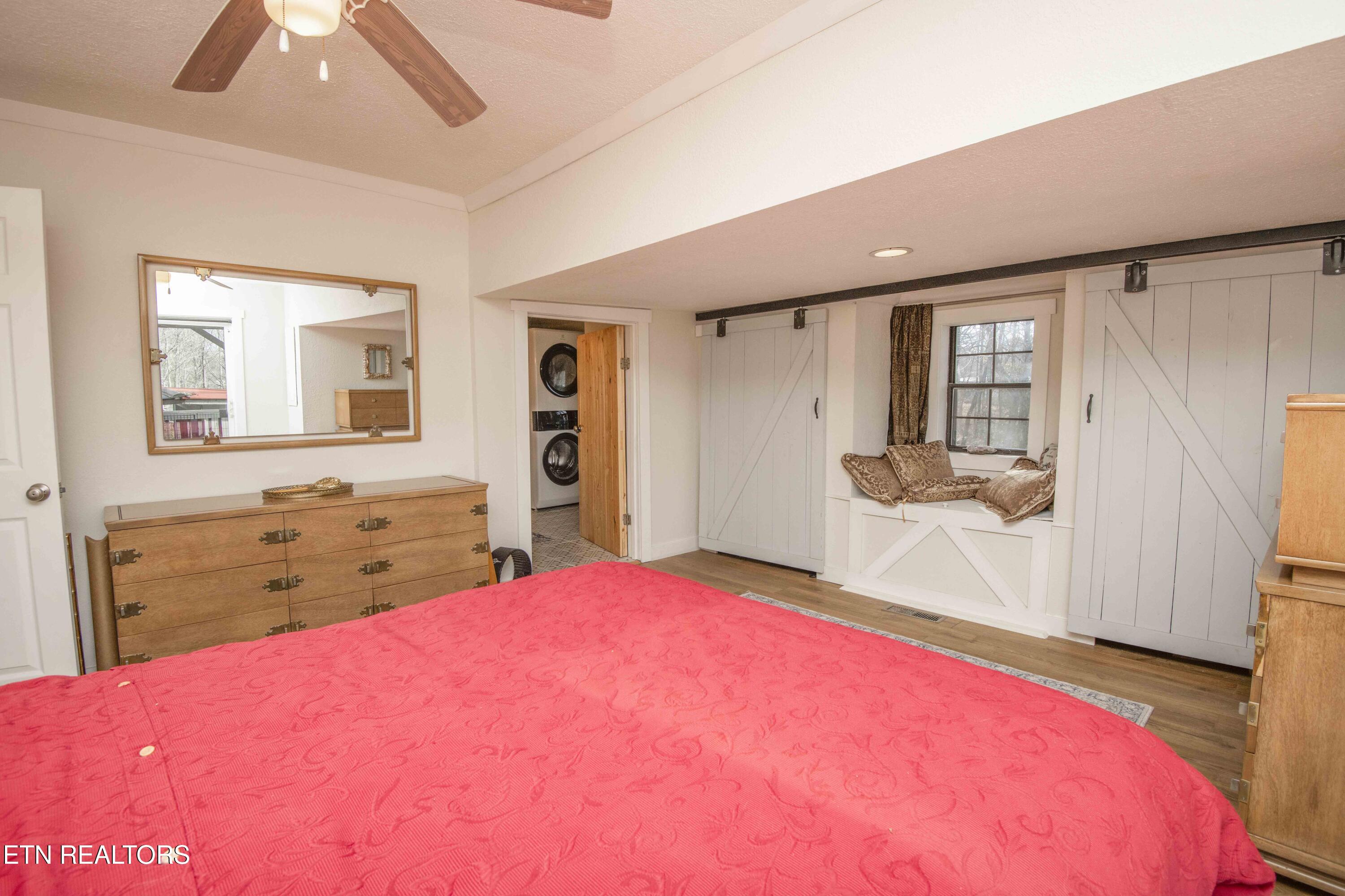 458 Slaven Lane Oneida, TN 37841 - Photo 38 of 60 master bed 2_1