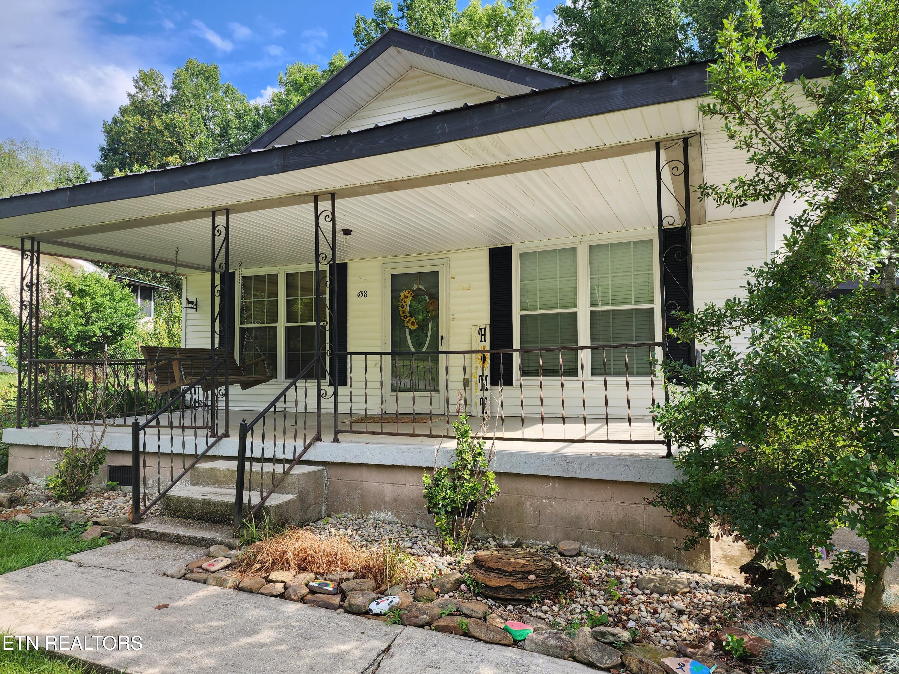 458 Slaven Lane Oneida, TN 37841 - Photo 4 of 51 Front View