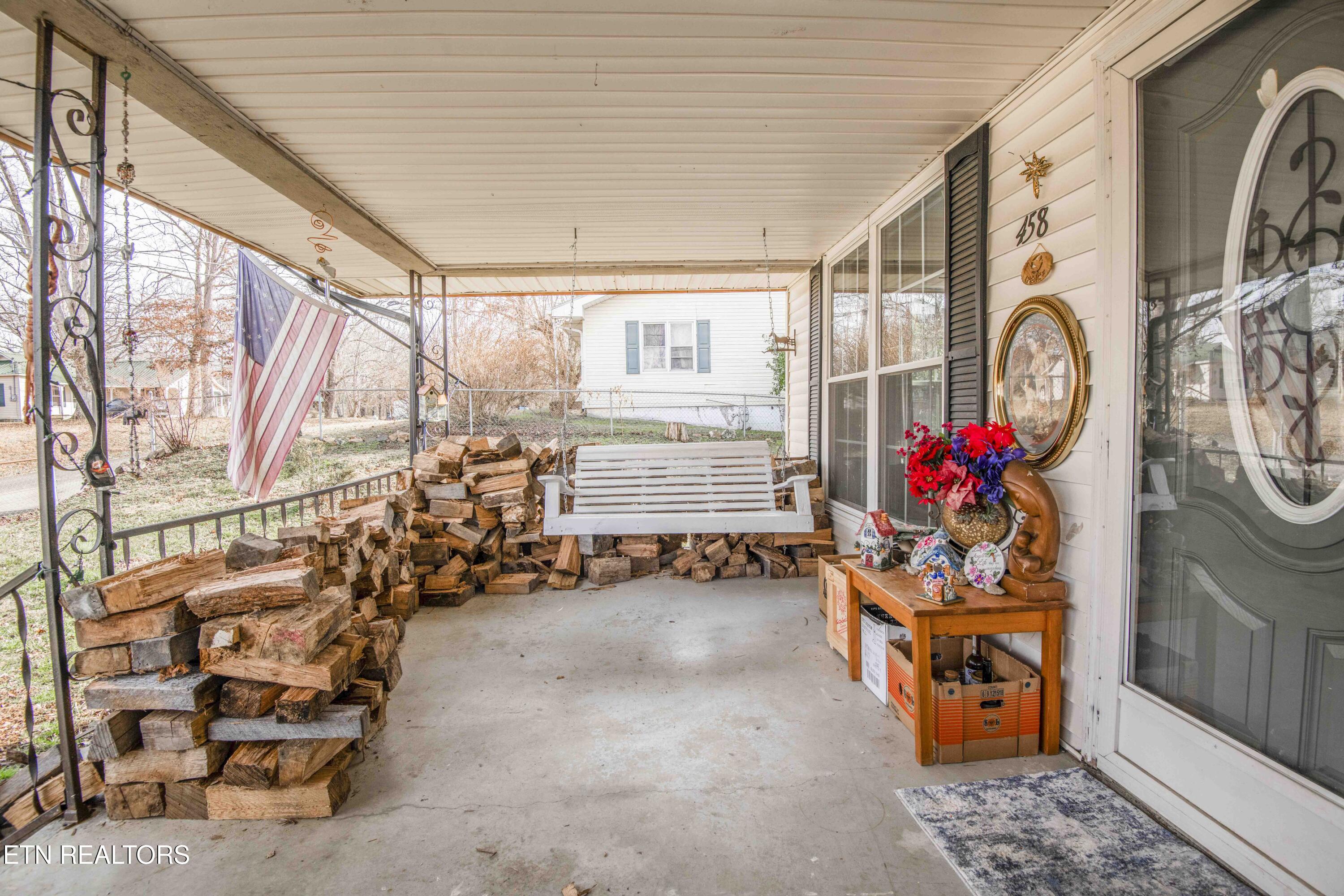 458 Slaven Lane Oneida, TN 37841 - Photo 48 of 60 porch_1