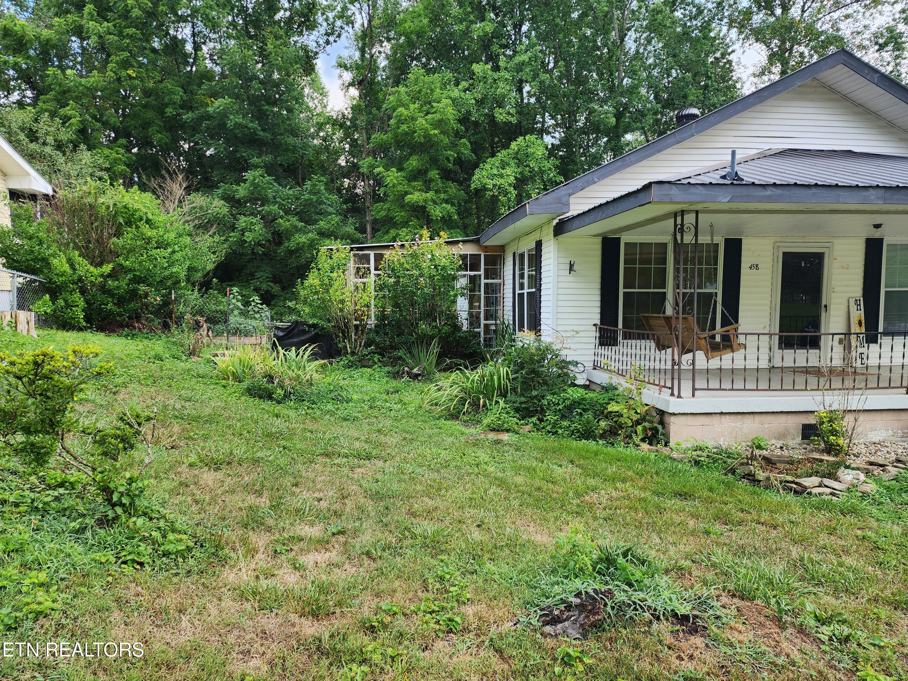458 Slaven Lane Oneida, TN 37841 - Photo 51 of 51 Front-Side View
