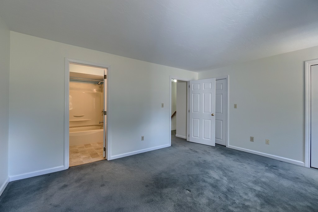9 Tuck Farm Road, Unit 4 Auburn, MA 01501 - Photo 13 of 25 Gallery Image 13