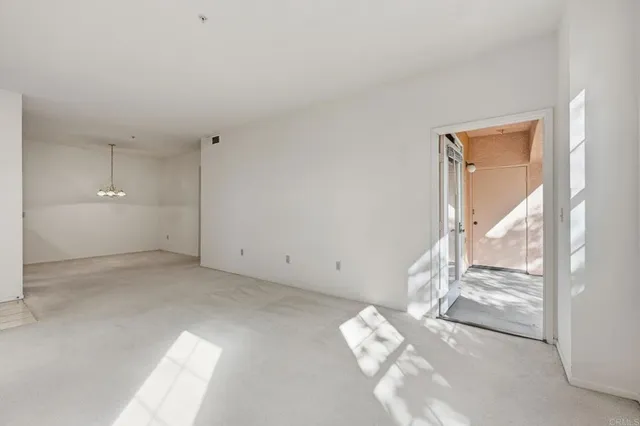 $420,000 | 18812 Caminito Cantilena, Unit 124, San Diego, CA 92128