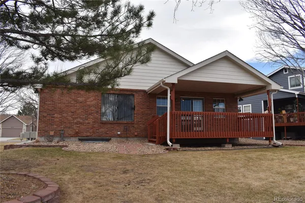 a view of a house