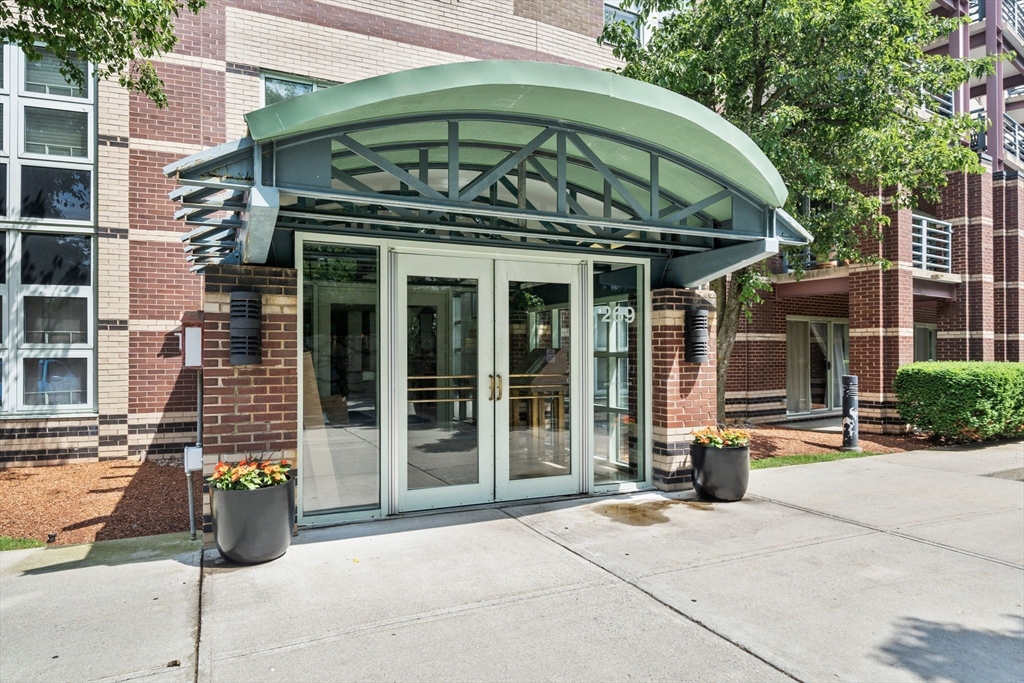 269 Cambridge Road, Unit 506 Woburn, MA 01801 - Photo 22 of 40