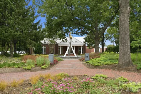 $1,075,000 | 19028 Newburg Hill Road, Davidson, NC 28036