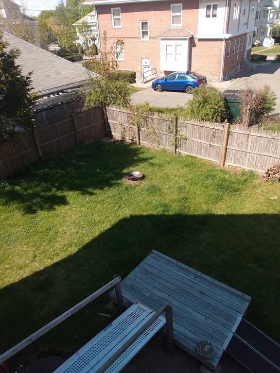 192 Federal Avenue, Unit B Quincy, MA 02169 - Photo 17 of 17 a view of a backyard