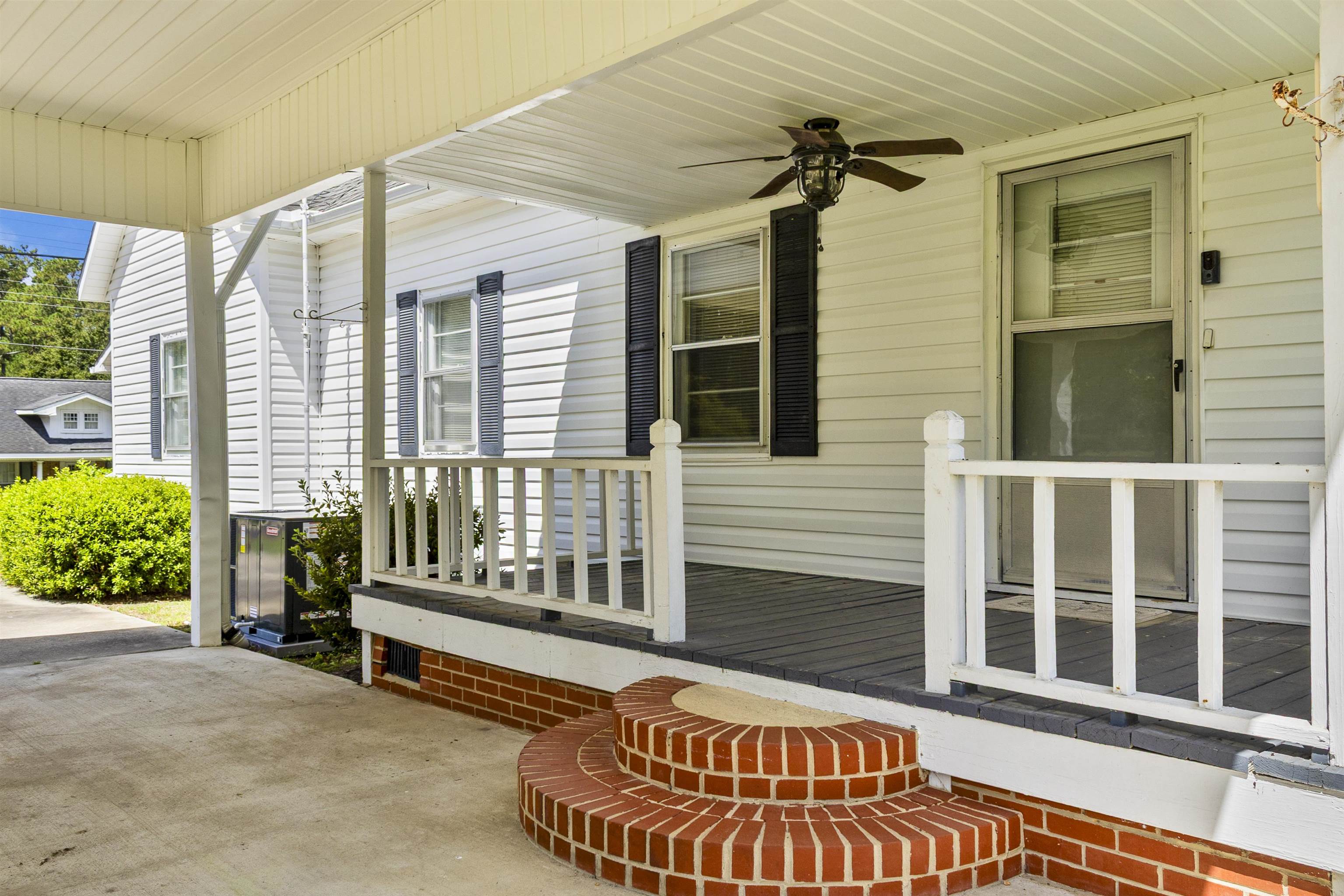 603 South Main Street Lake View, SC 29563 - Photo 5 of 32 Gallery Image 5
