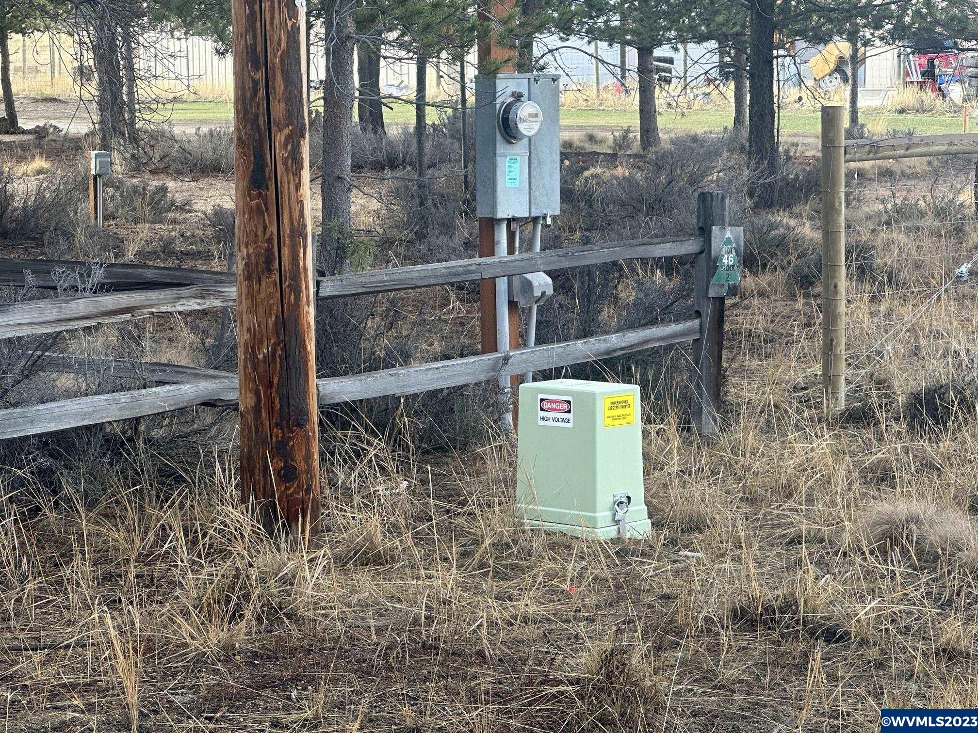 Split Rail Road La Pine, OR 97739 - Photo 3 of 26 Gallery Image 3