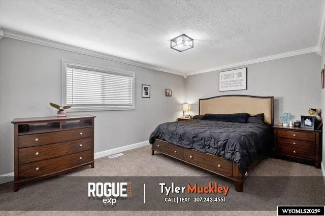 $300,000 | 1416 South Jackson Street, Casper, WY 82601