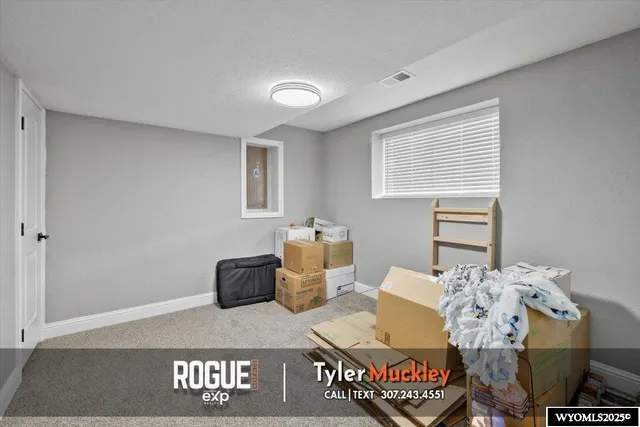 $300,000 | 1416 South Jackson Street, Casper, WY 82601