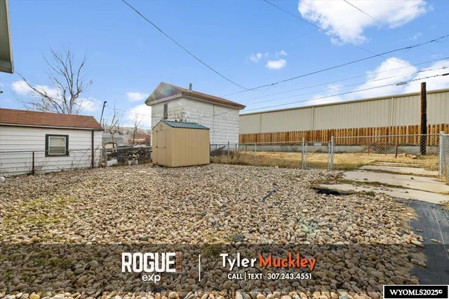 $300,000 | 1416 South Jackson Street, Casper, WY 82601