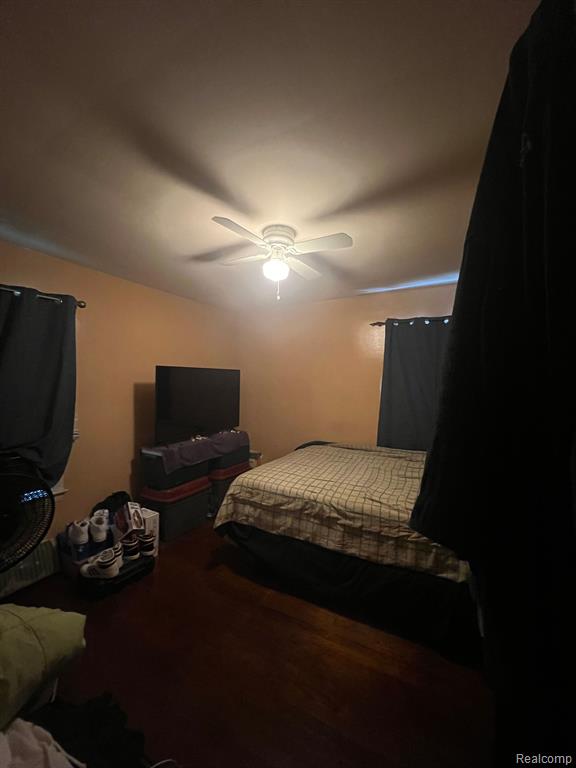 12290 Riad Street Detroit, MI 48224 - Photo 8 of 20
