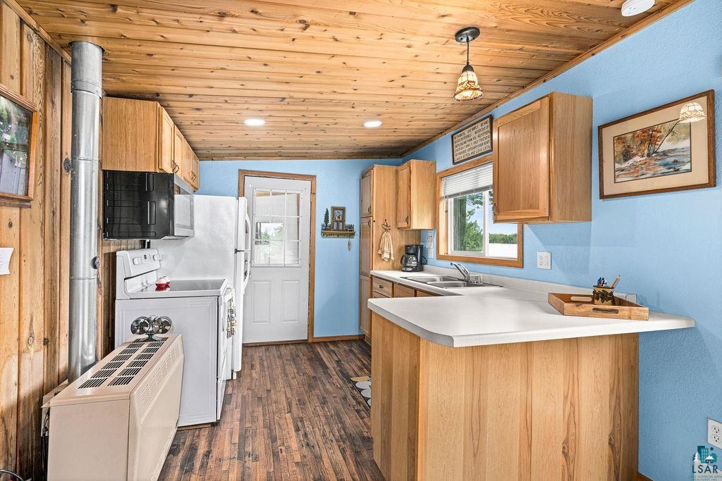 4537 Bay View Lane Duluth, MN 55803 - Photo 6 of 29