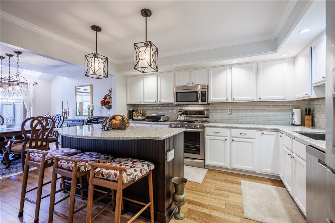 398 Spinnaker Lane Webster, NY 14580 - Photo 12 of 38