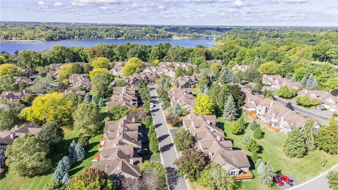 398 Spinnaker Lane Webster, NY 14580 - Photo 35 of 38