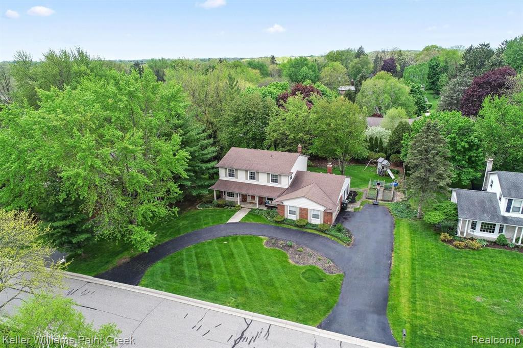 1491 Biggers Drive Rochester Hills, MI 48309 - Photo 4 of 42