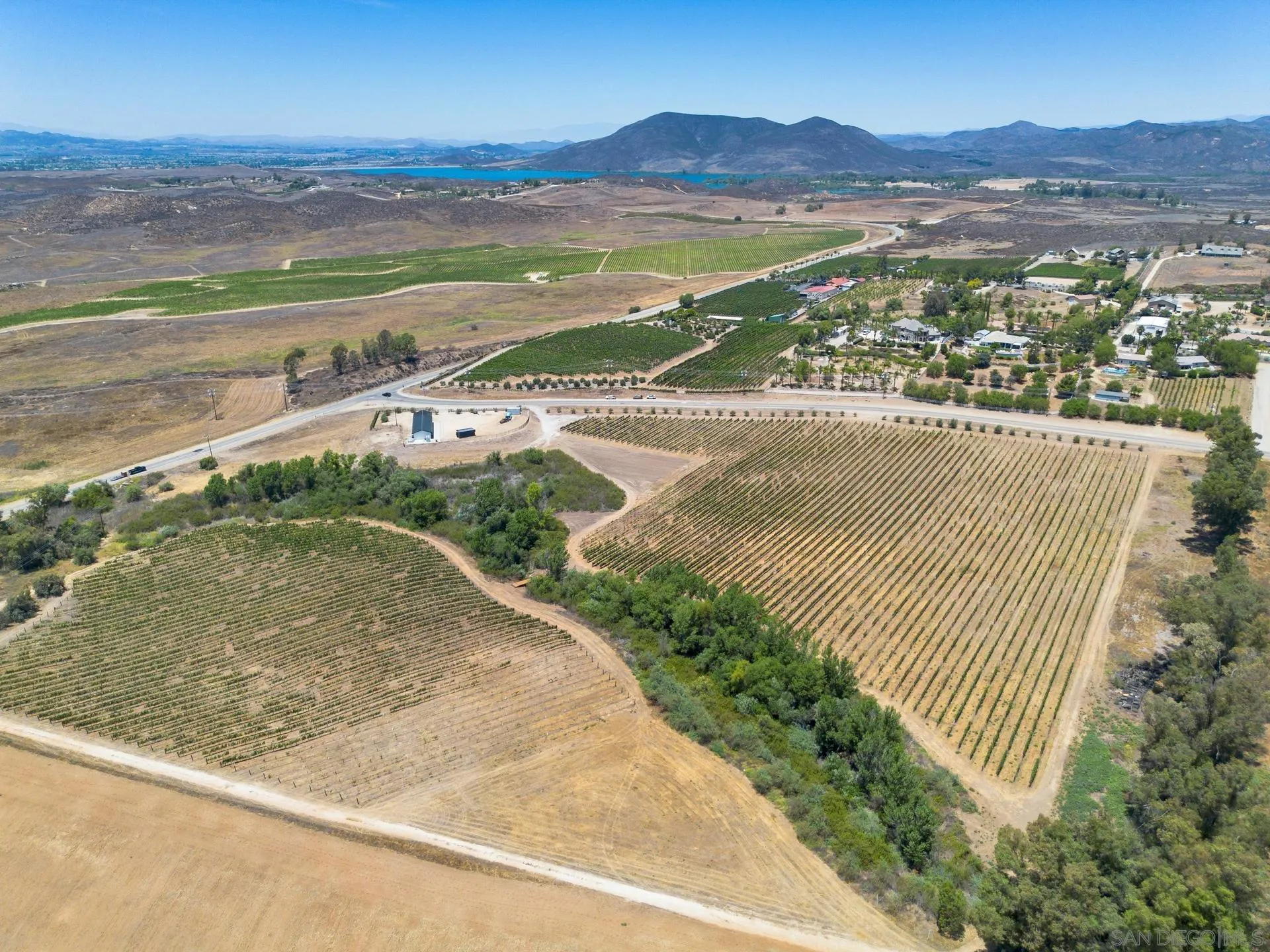 36051 East Benton Road, Unit 1 Temecula, CA 92592 - Photo 2 of 42