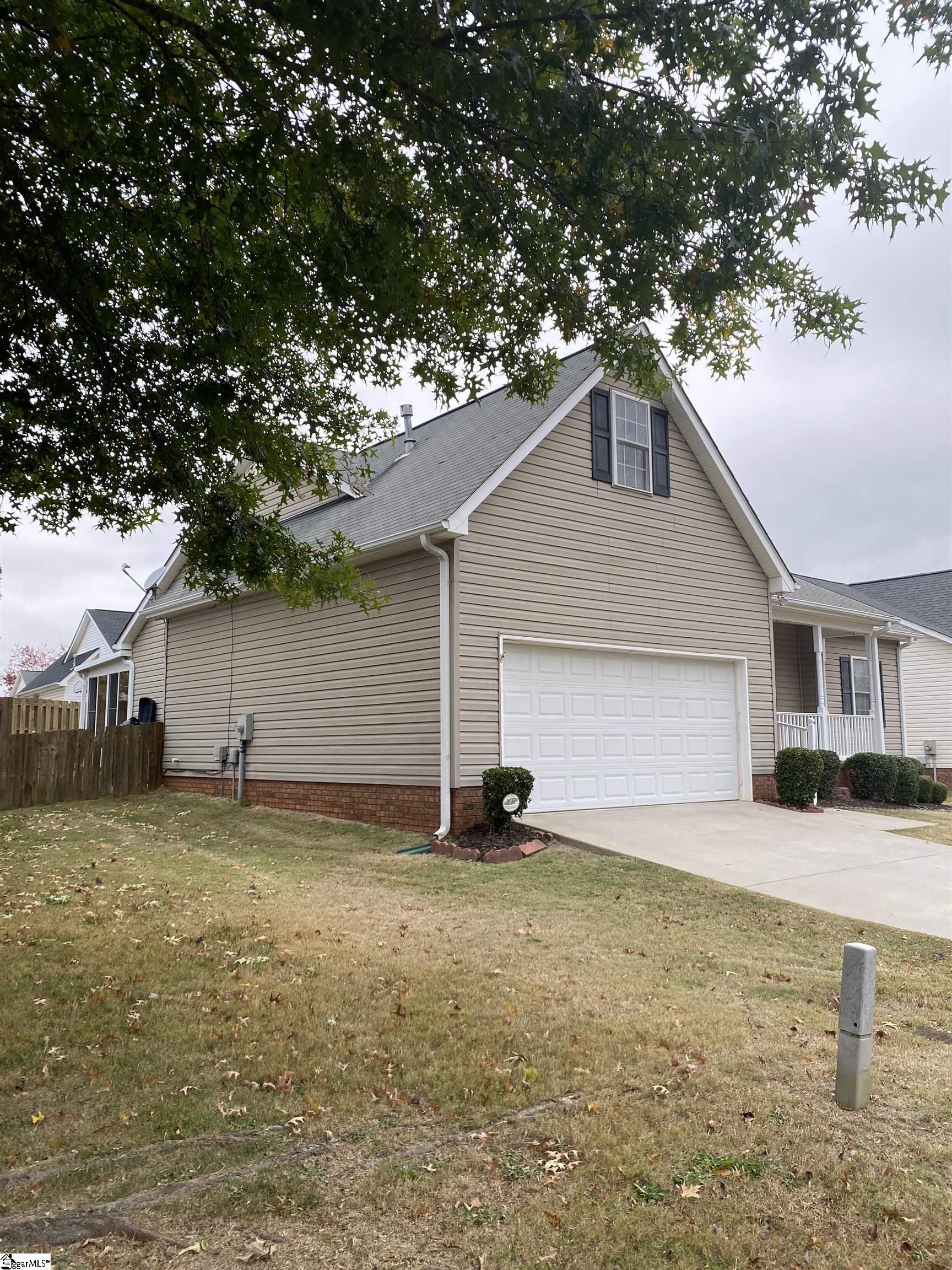 133 Elliott Circle Anderson, SC 29621 - Photo 3 of 21