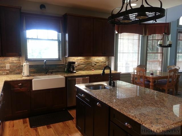 2366 Ridge Road Boone, NC 28607 - Photo 18 of 27 Gallery Image 18
