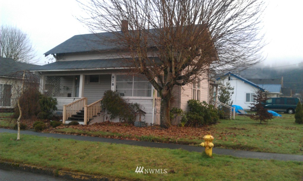 878 Southwest Chehalis Avenue Chehalis, WA 98532 - Photo 1 of 6 Gallery Image 1