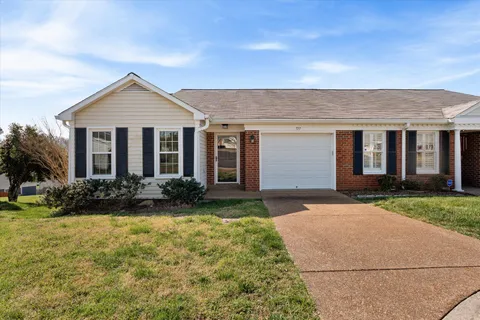 $425,000 | 717 Mt Carmel Place, Nashville, TN 37205