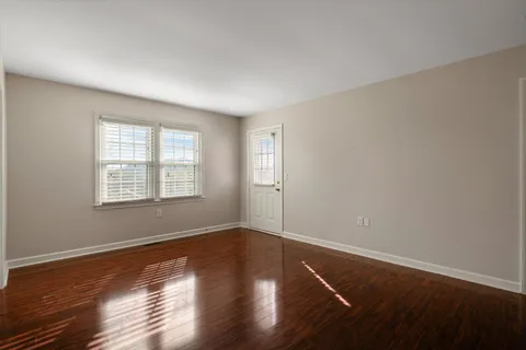 $425,000 | 717 Mt Carmel Place, Nashville, TN 37205