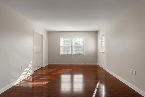 $425,000 | 717 Mt Carmel Place, Nashville, TN 37205