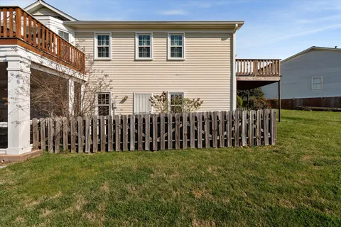 $425,000 | 717 Mt Carmel Place, Nashville, TN 37205