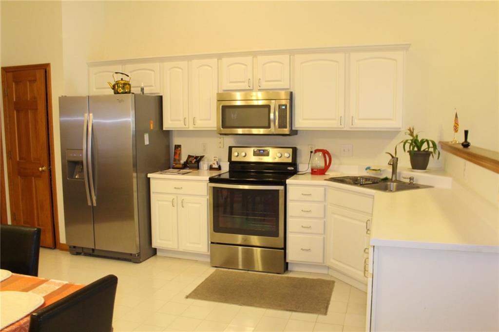 11486 Falling Water Way Fishers, IN 46037 - Photo 15 of 24 Gallery Image 15