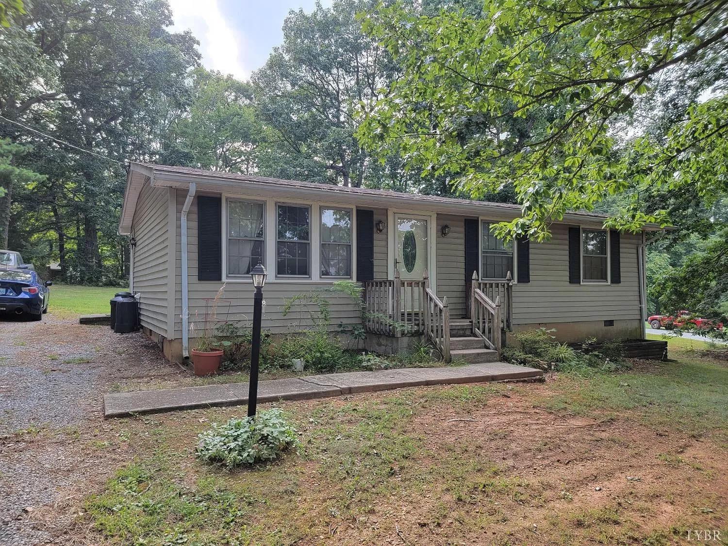 2361 Flint Hill Road Moneta, VA 24121 - Photo 1 of 11 Gallery Image 1