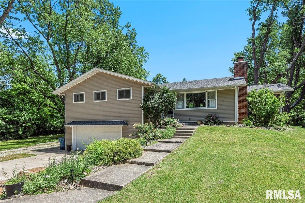2314 East Lake Shore Drive Springfield, IL 62712 - Photo 1 of 35