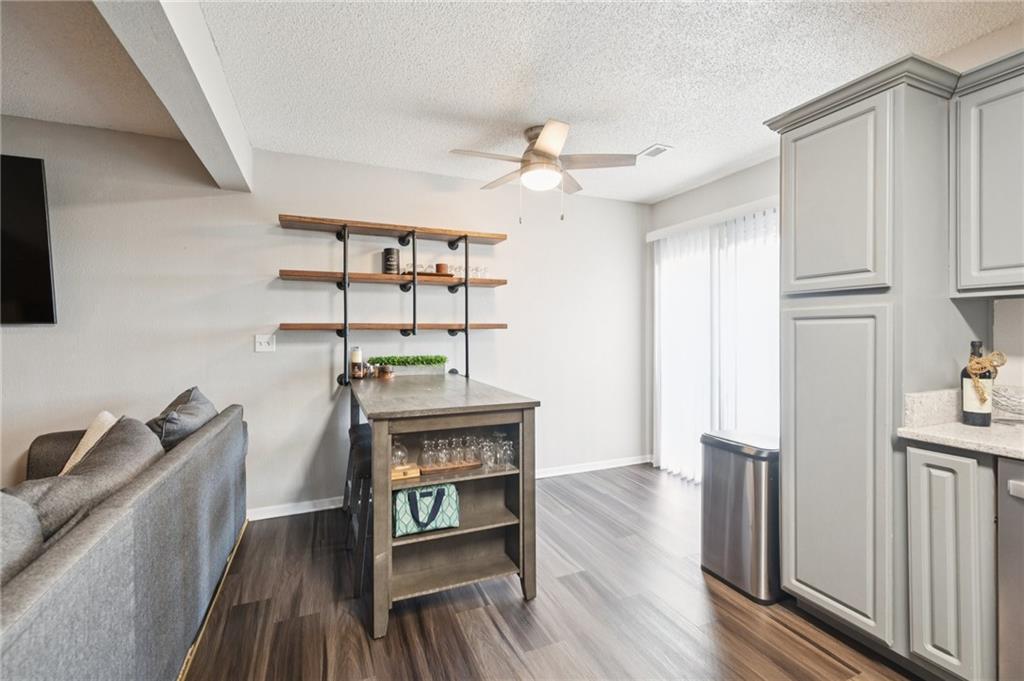 10633 East 46th Terrace Kansas City, MO 64133 - Photo 11 of 27