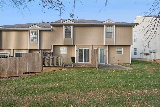 $185,000 | 10633 East 46th Terrace, Kansas City, MO 64133