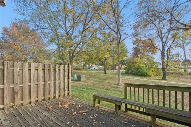 $185,000 | 10633 East 46th Terrace, Kansas City, MO 64133