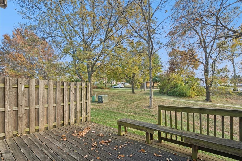 10633 East 46th Terrace Kansas City, MO 64133 - Photo 22 of 27