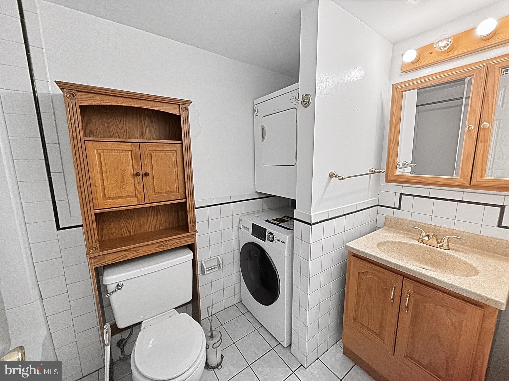 2916 Eagle Road, Unit 2916 West Chester, PA 19382 - Photo 15 of 17 In-unit washer and dryer