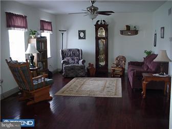 44 Dries Road Reading, PA 19605 - Photo 3 of 8 Gallery Image 3