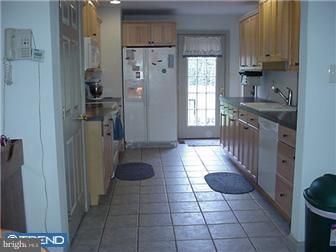 44 Dries Road Reading, PA 19605 - Photo 4 of 8 Gallery Image 4