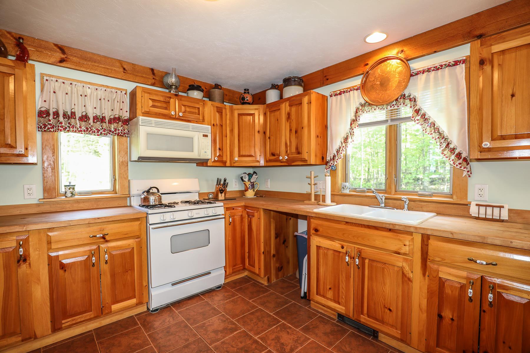 24 Red House Road Newbury, NH 03255 - Photo 10 of 38