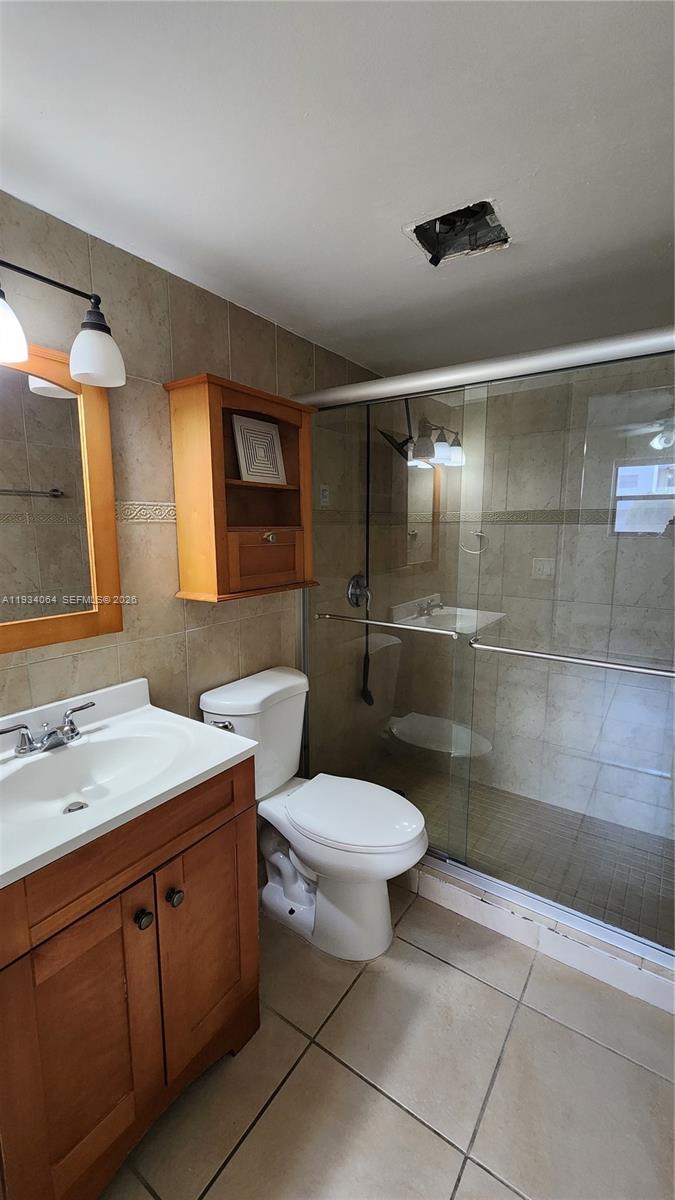 8185 Northwest 7th Street, Unit 308 Miami, FL 33126 - Photo 23 of 30