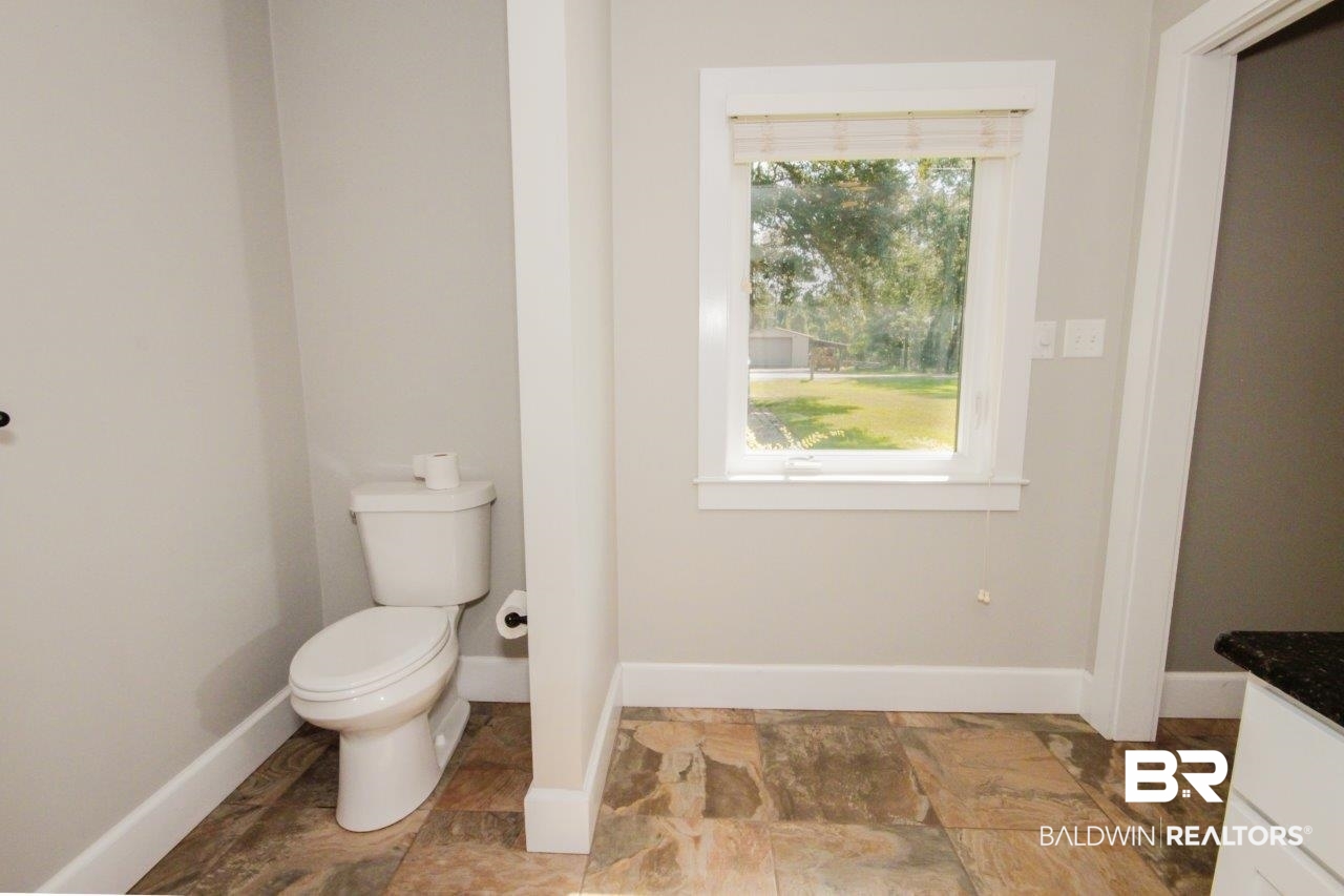 17527 River Road Summerdale, AL 36580 - Photo 25 of 50 Primary Bath