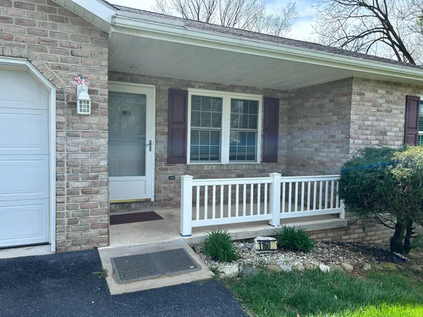 $499,900 | 11609 Meadowlark Avenue, Hagerstown, MD 21742